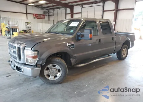 2010 Ford F-250 King Ranch/Lariat/Xl/Xlt z USA, uszkodzony, nr VIN 1FTSW2A54AEA84406